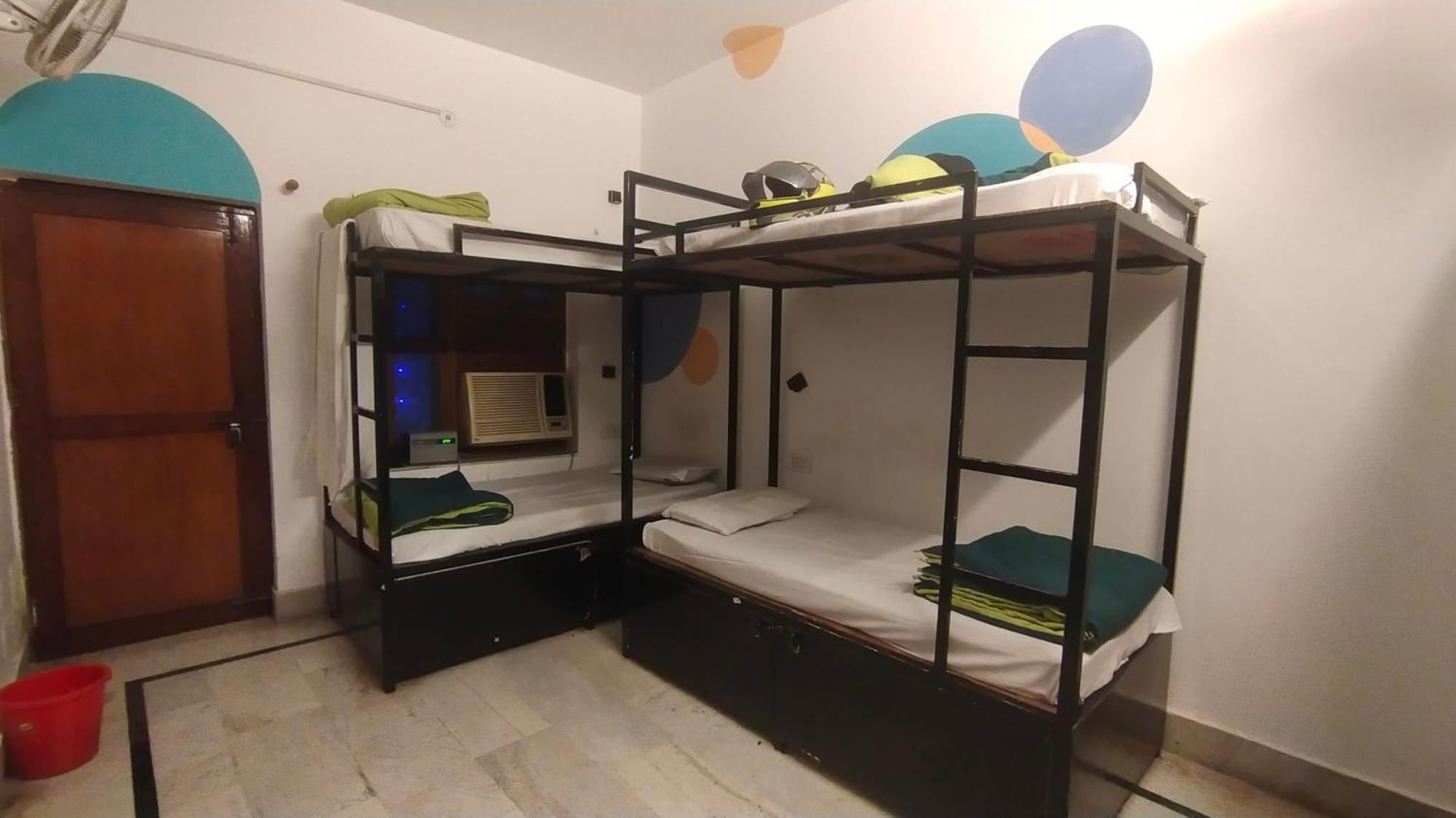 Unplan Hostel Rishīkesh Eksteriør billede